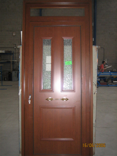 Ejemplo de puerta de vivienda 2